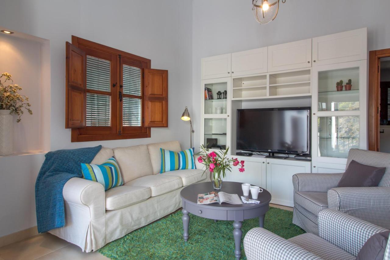 Quiet House In Village Center With Mountains Views Frigiliana Extérieur photo