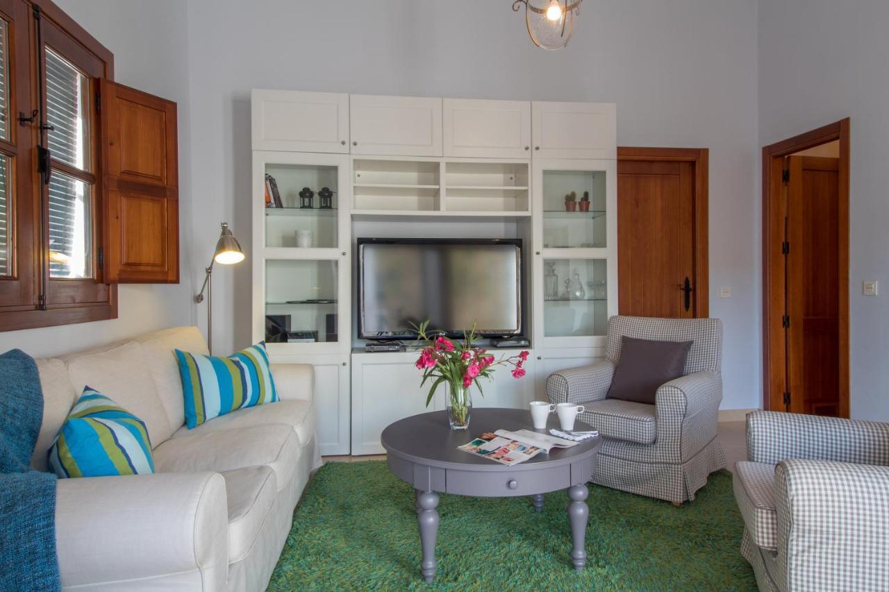 Quiet House In Village Center With Mountains Views Frigiliana Extérieur photo